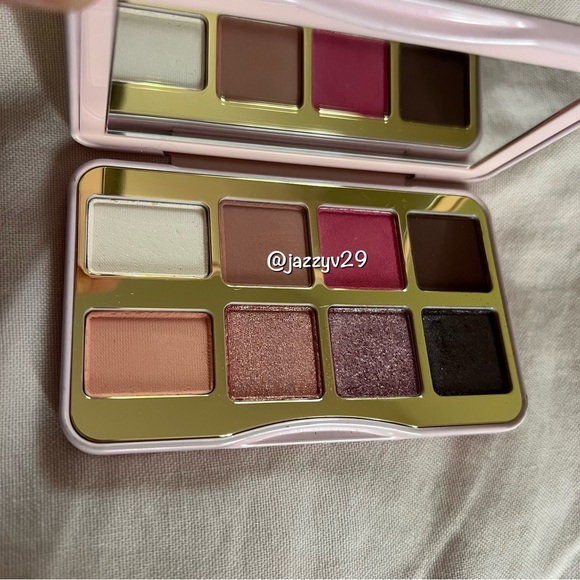 💘Too Faced Be My Lover Mini Eyeshadow Palette💘 - Picture 4 of 5